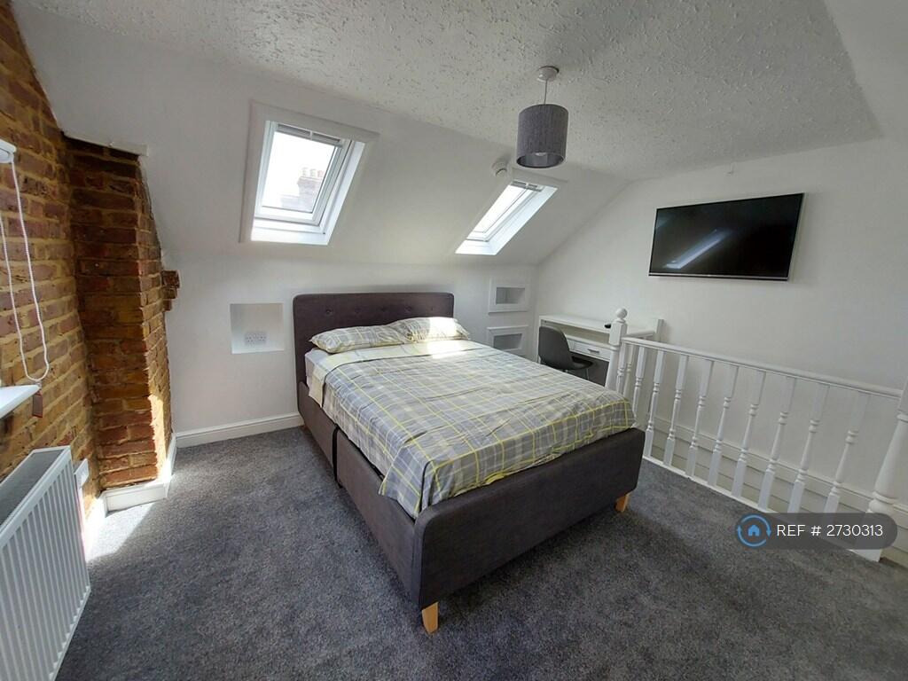 1 bed House Share for rent in Chatham. From OpenRent