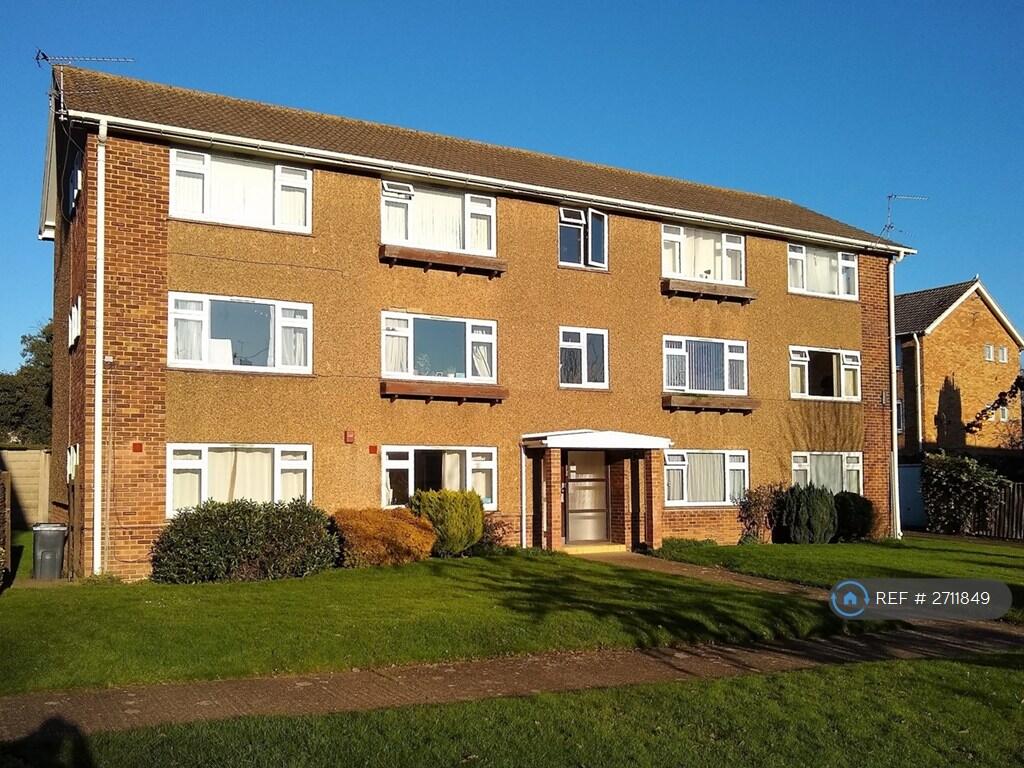 3 bed 1st Floor Flat for rent in Canterbury. From OpenRent