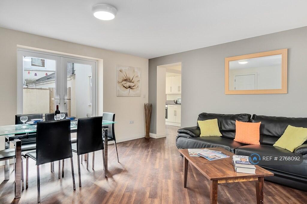 8 bed Mid Terraced House for rent in Plymouth. From OpenRent