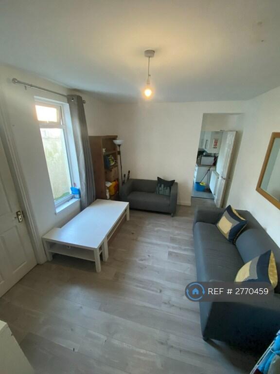 1 bed House Share for rent in Cardiff. From OpenRent