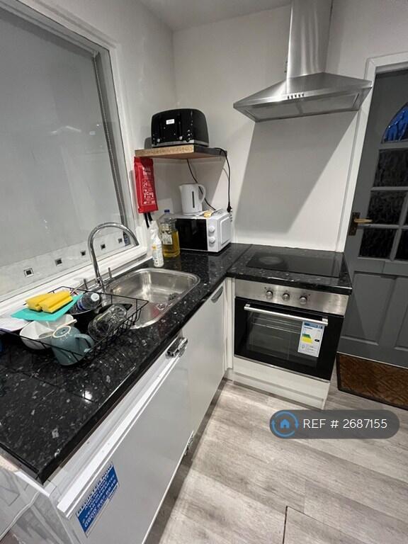 4 bed Studio for rent in Coventry. From OpenRent 4 bed Studio for rent in Coventry. From OpenRent