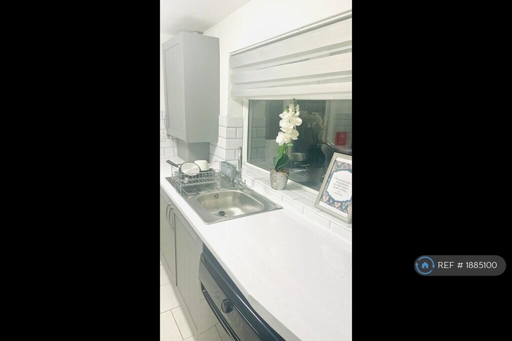 1 bed House Share for rent in Crayford. From OpenRent 1 bed House Share for rent in Crayford. From OpenRent