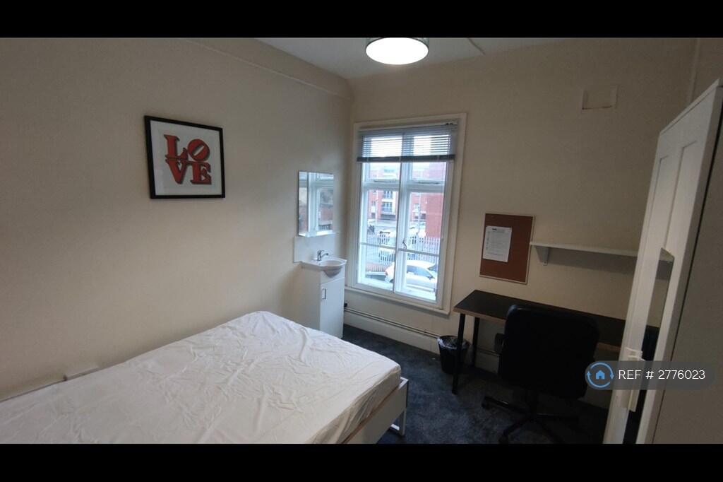 1 bed Flat Share for rent in Coventry. From OpenRent 1 bed Flat Share for rent in Coventry. From OpenRent