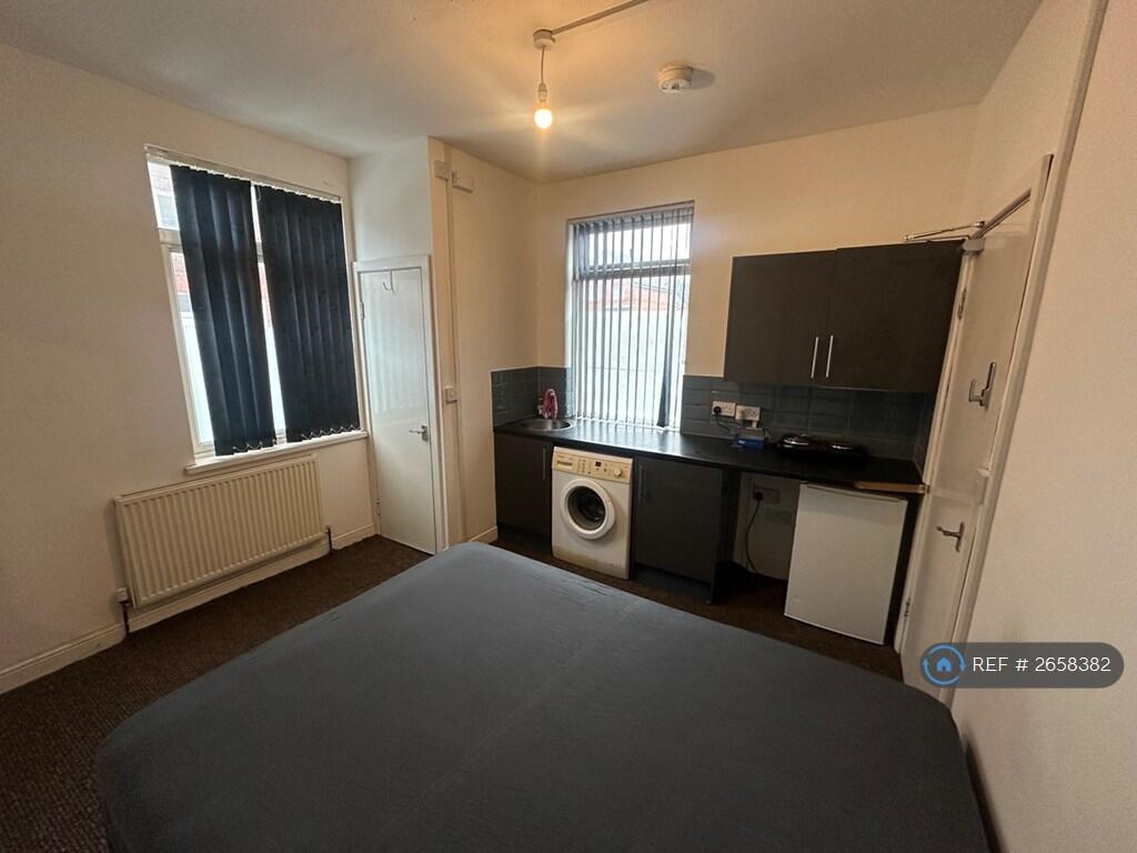 1 bed House Share for rent in Wakefield. From OpenRent