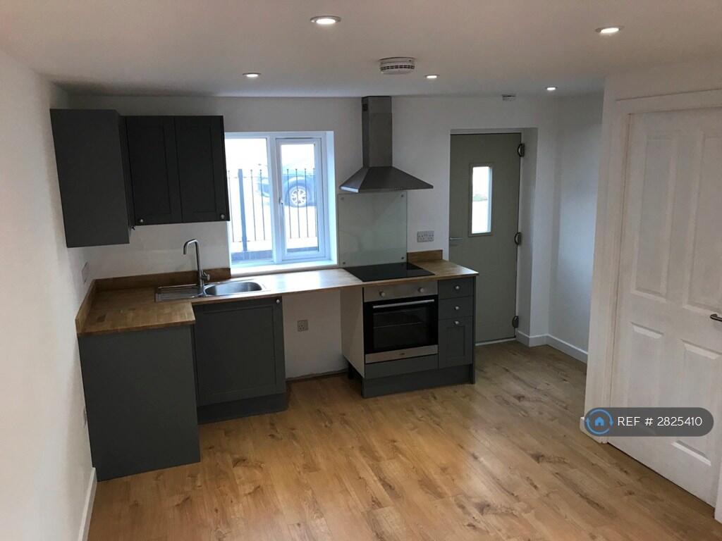 1 bed 1st Floor Flat for rent in . From OpenRent 1 bed 1st Floor Flat for rent in . From OpenRent