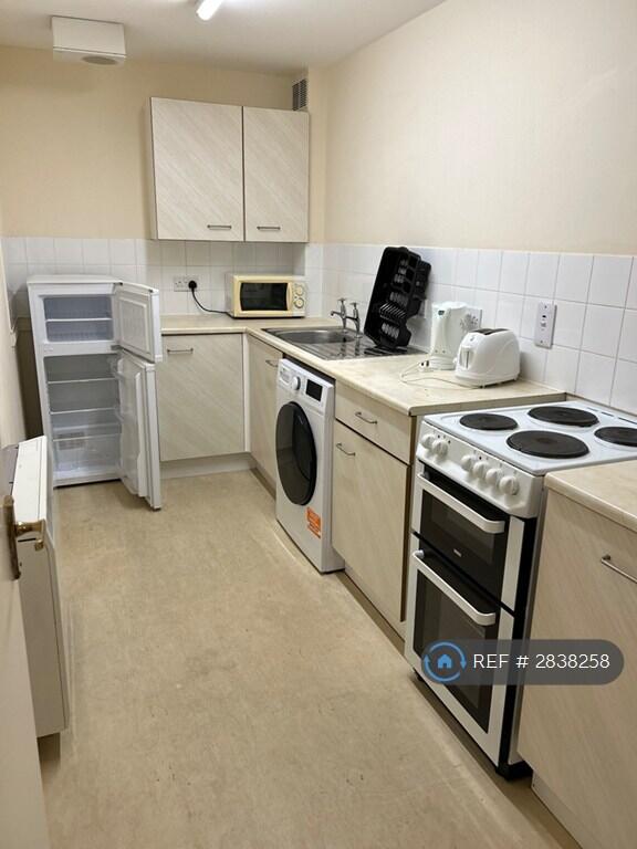 1 bed 1st Floor Flat for rent in Aberdeen. From OpenRent 1 bed 1st Floor Flat for rent in Aberdeen. From OpenRent