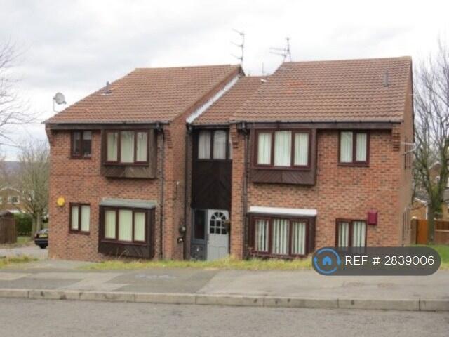 1 bed 1st Floor Flat for rent in Gateshead. From OpenRent