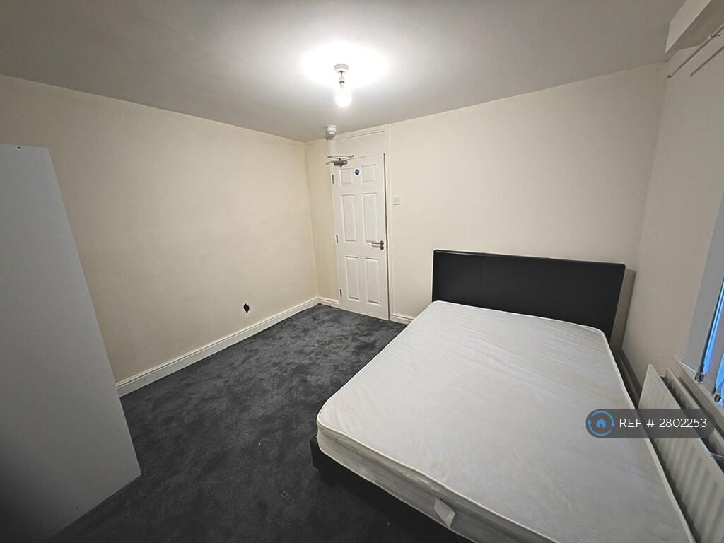 1 bed House Share for rent in Colchester. From OpenRent 1 bed House Share for rent in Colchester. From OpenRent