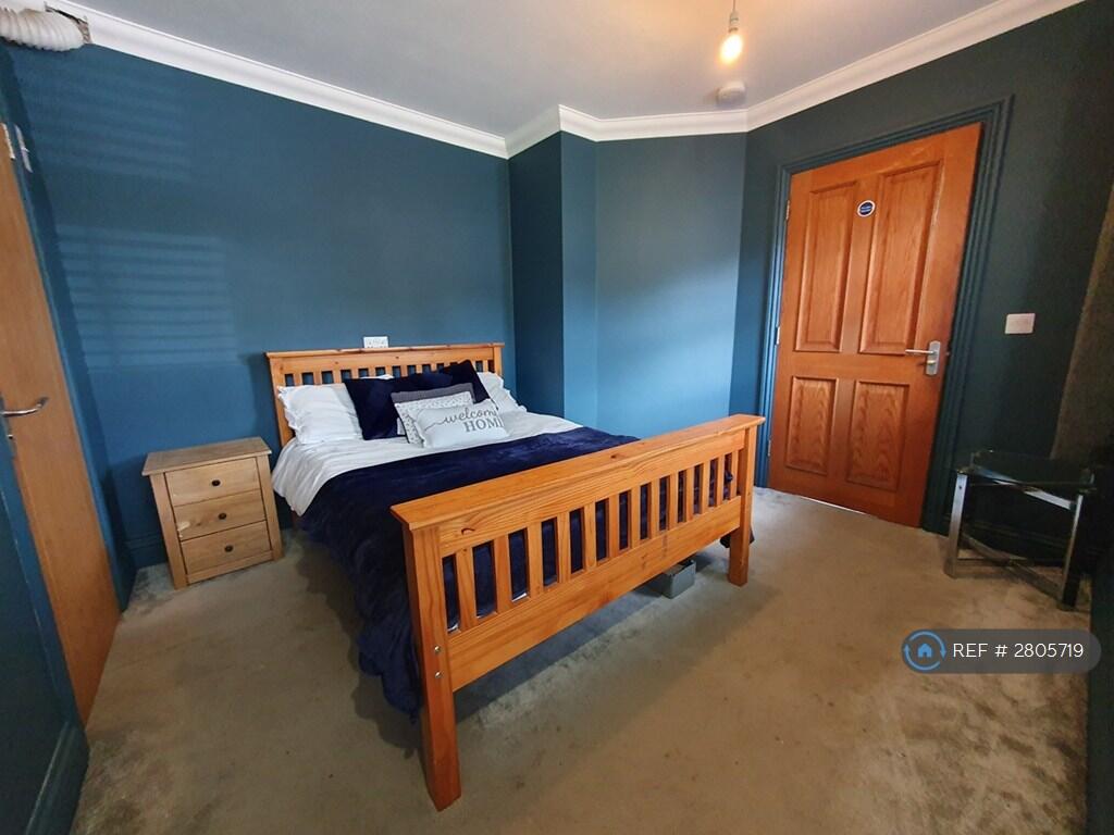 1 bed House Share for rent in Peterborough. From OpenRent