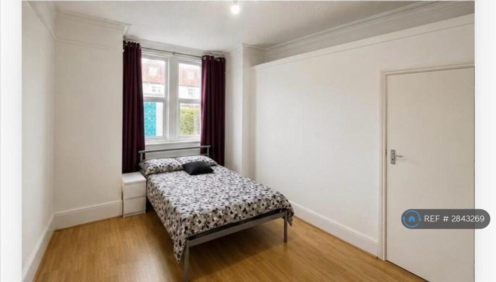 1 bed House Share for rent in Gloucester. From OpenRent 1 bed House Share for rent in Gloucester. From OpenRent