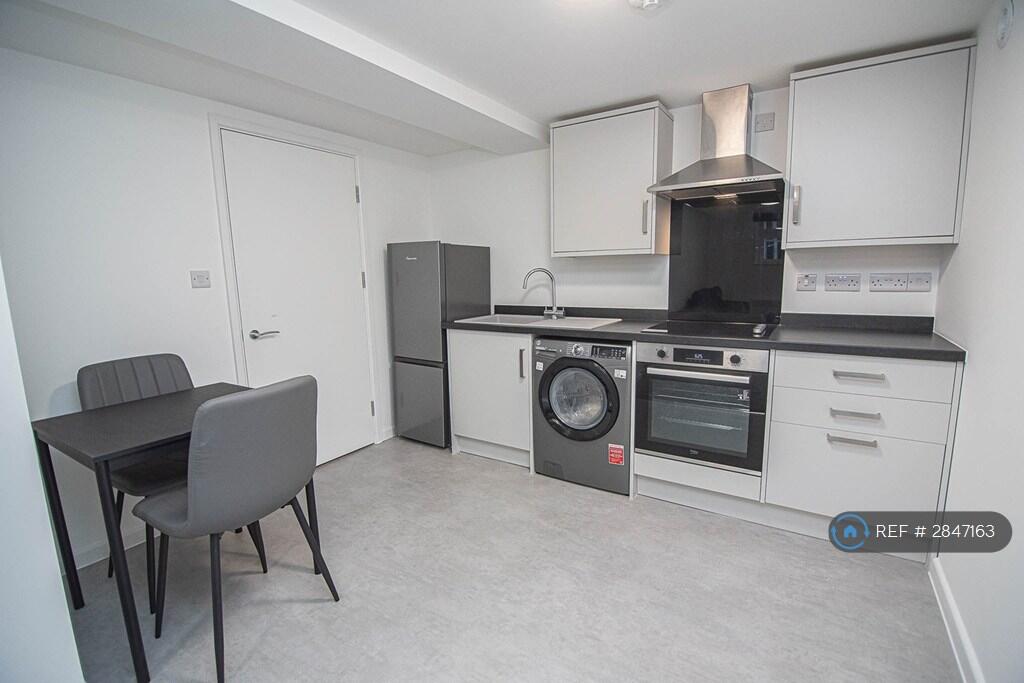 1 bed 1st Floor Flat for rent in Gainsborough. From OpenRent