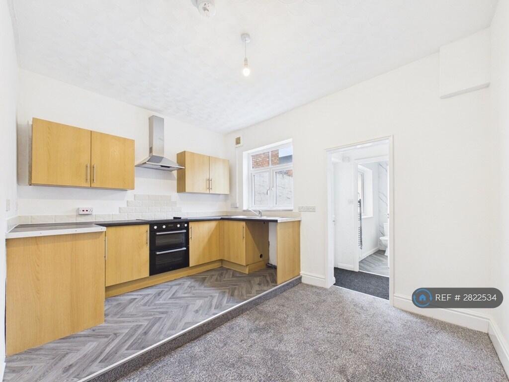 2 bed Mid Terraced House for rent in Darlington. From OpenRent