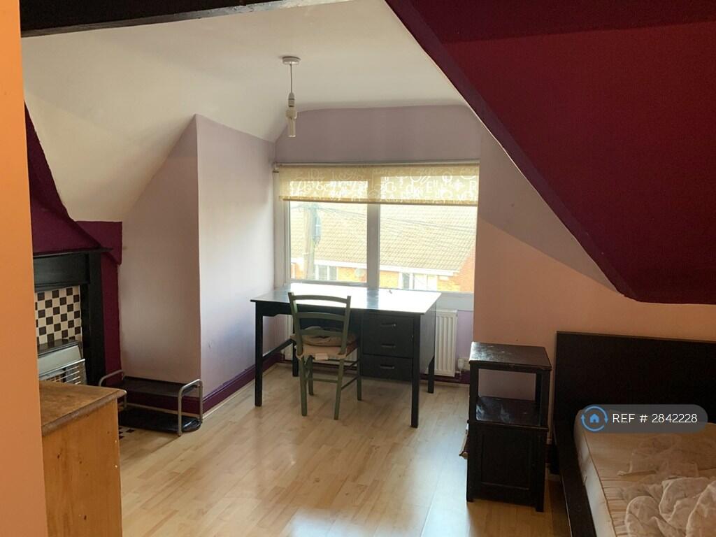 1 bed House Share for rent in Birmingham. From OpenRent 1 bed House Share for rent in Birmingham. From OpenRent