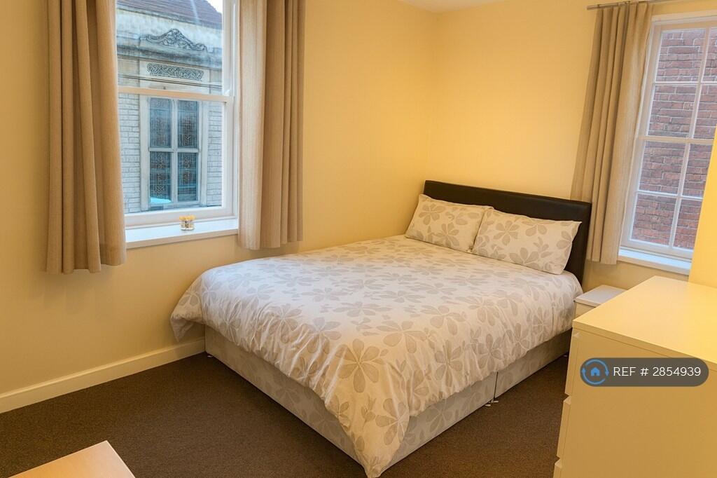 1 bed House Share for rent in Gloucester. From OpenRent