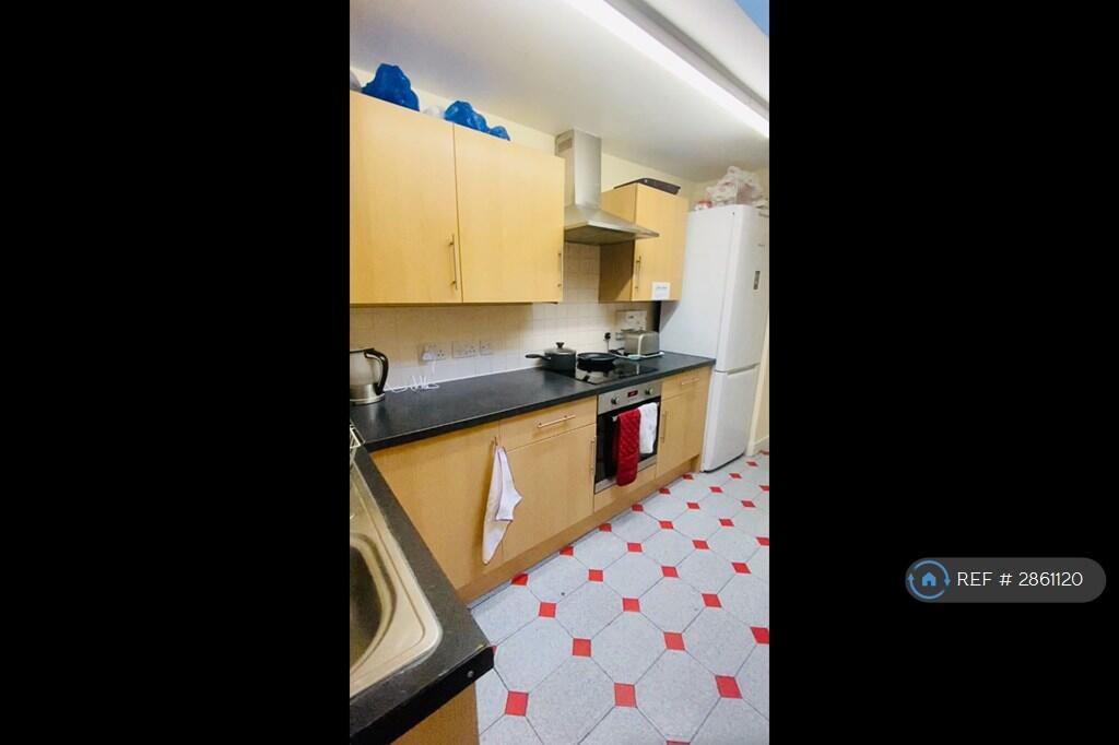 1 bed House Share for rent in Redruth. From OpenRent