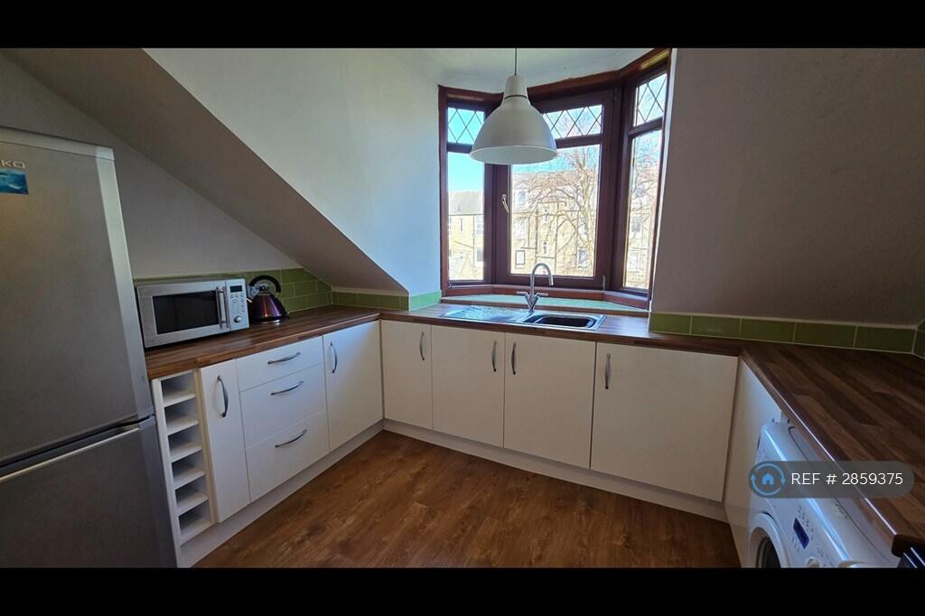 1 bed 1st Floor Flat for rent in Aberdeen. From OpenRent 1 bed 1st Floor Flat for rent in Aberdeen. From OpenRent