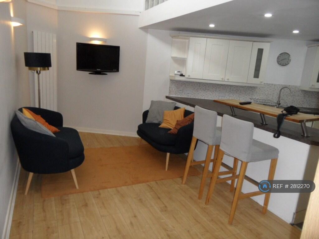 1 bed Flat Share for rent in Loughborough. From OpenRent
