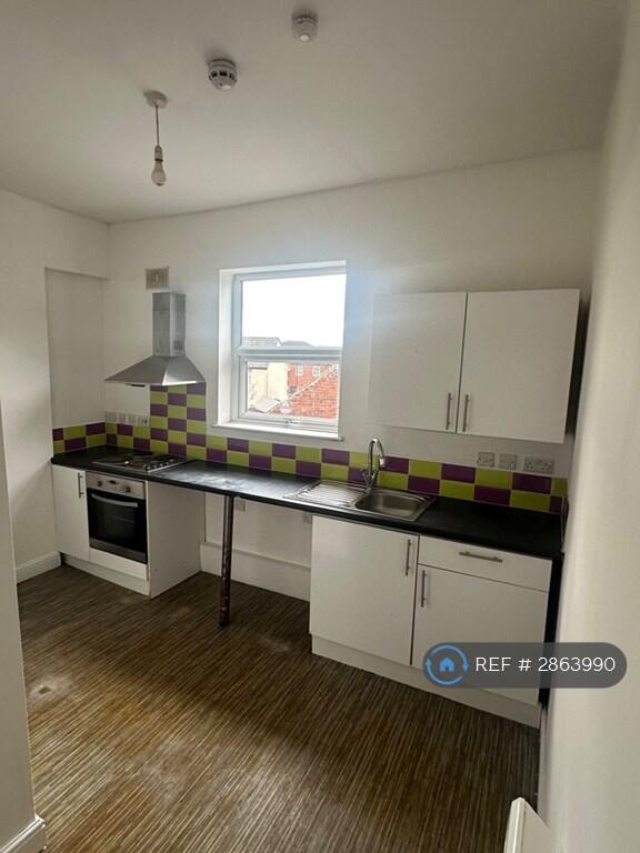 1 bed 1st Floor Flat for rent in Ripley. From OpenRent