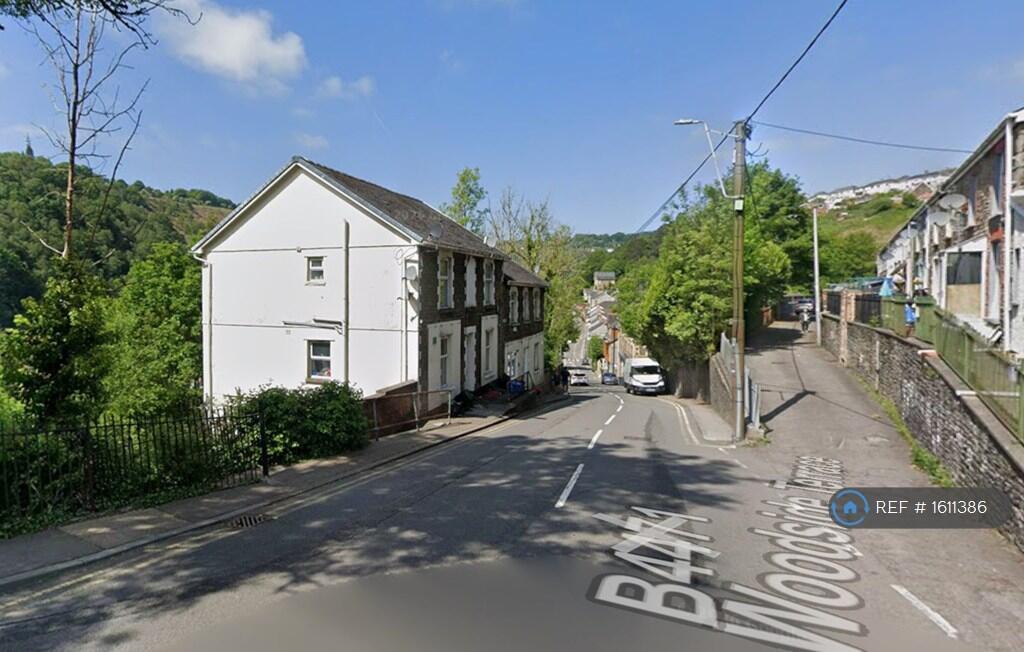 1 bed 1st Floor Flat for rent in Llanhilleth. From OpenRent