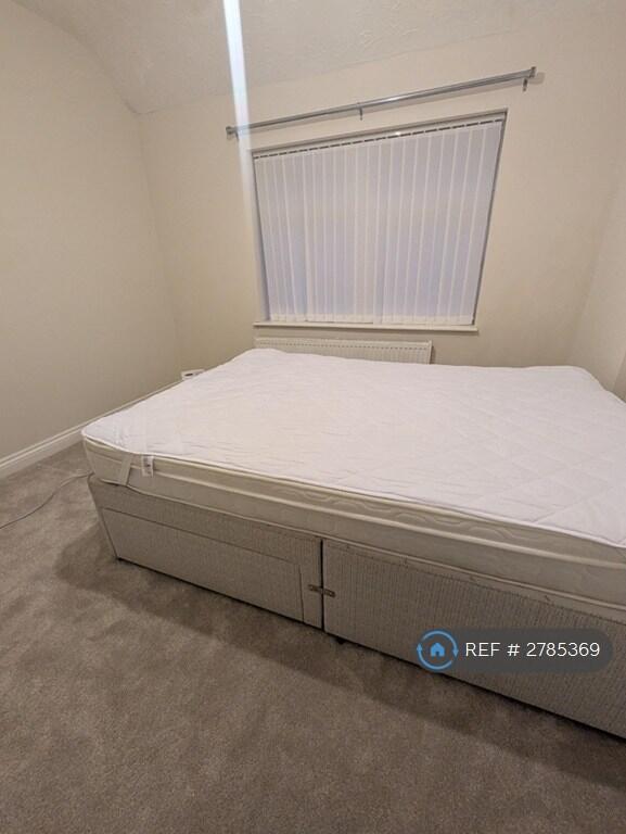 1 bed House Share for rent in Smethwick. From OpenRent