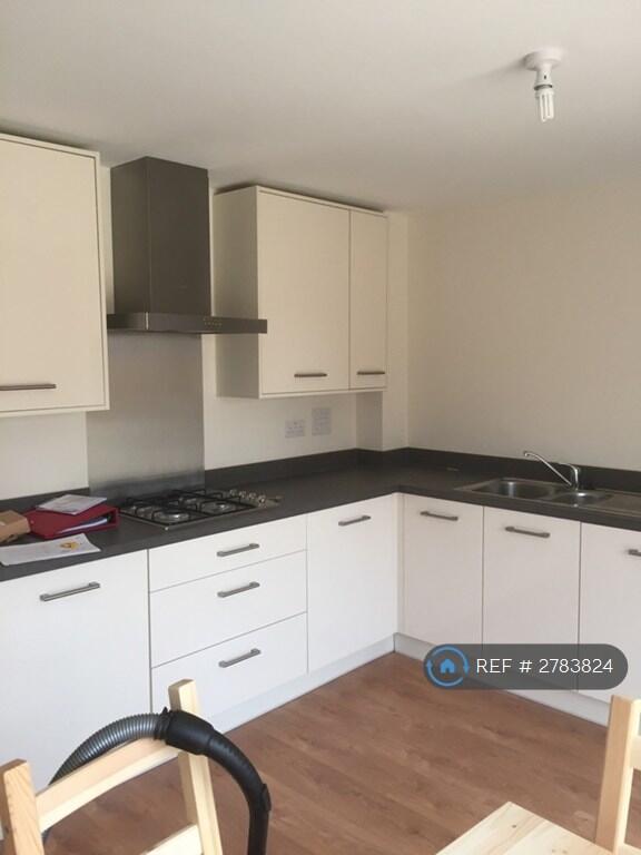 6 bed Mid Terraced House for rent in Frenchay. From OpenRent