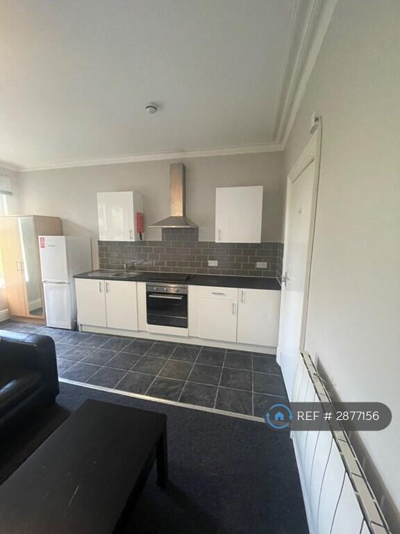 0 bed Studio for rent in Leeds. From OpenRent