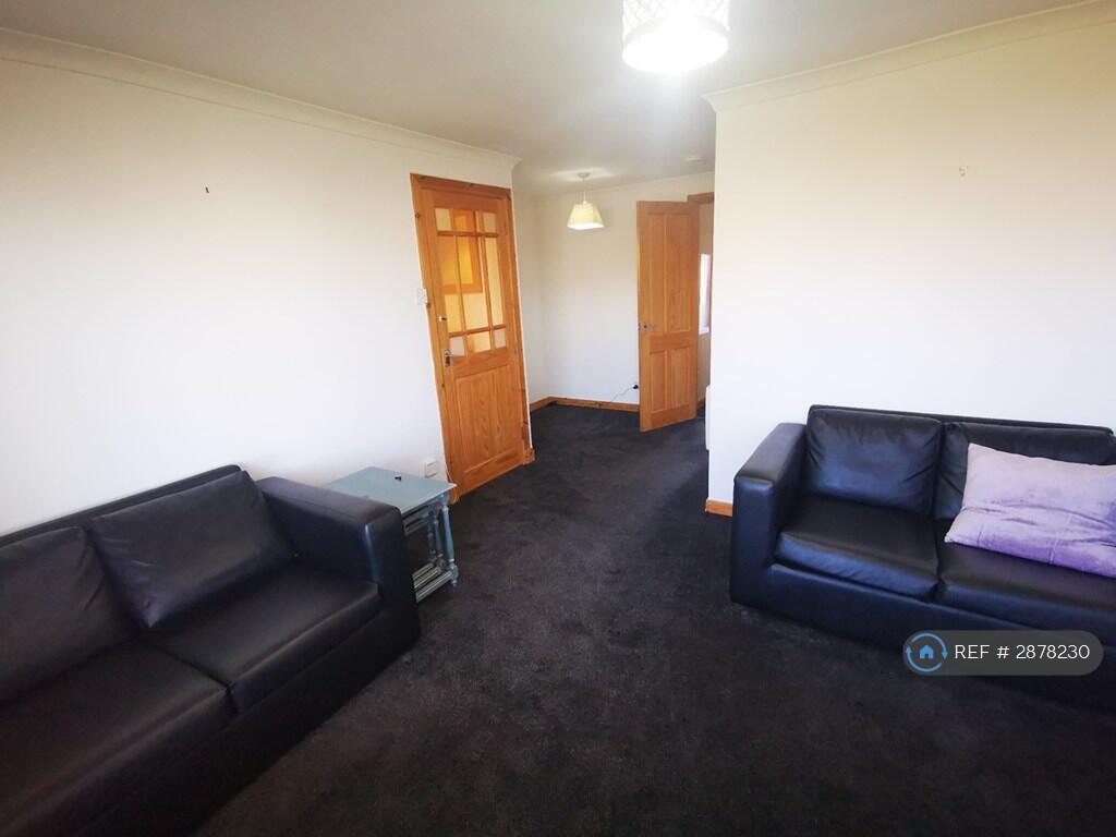 1 bed 1st Floor Flat for rent in Wildmanbridge. From OpenRent