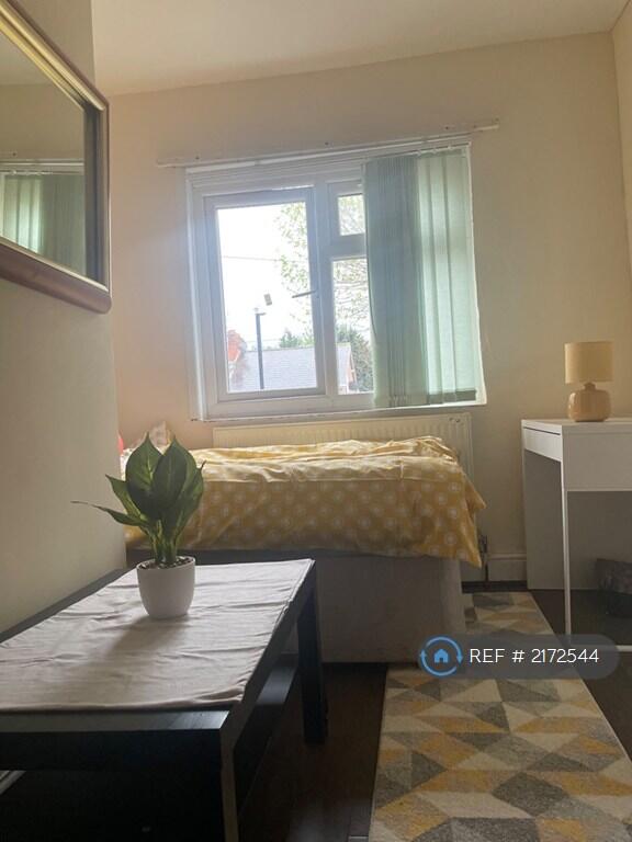 1 bed House Share for rent in Coventry. From OpenRent
