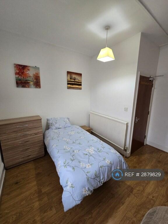 1 bed House Share for rent in Hornsey. From OpenRent