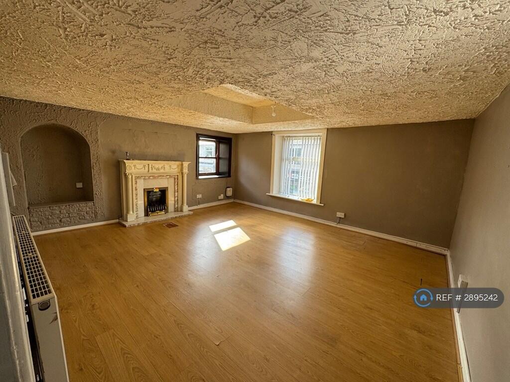 1 bed 1st Floor Flat for rent in Nelson. From OpenRent