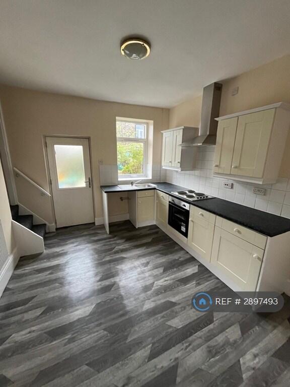 1 bed Mid Terraced House for rent in Colne. From OpenRent