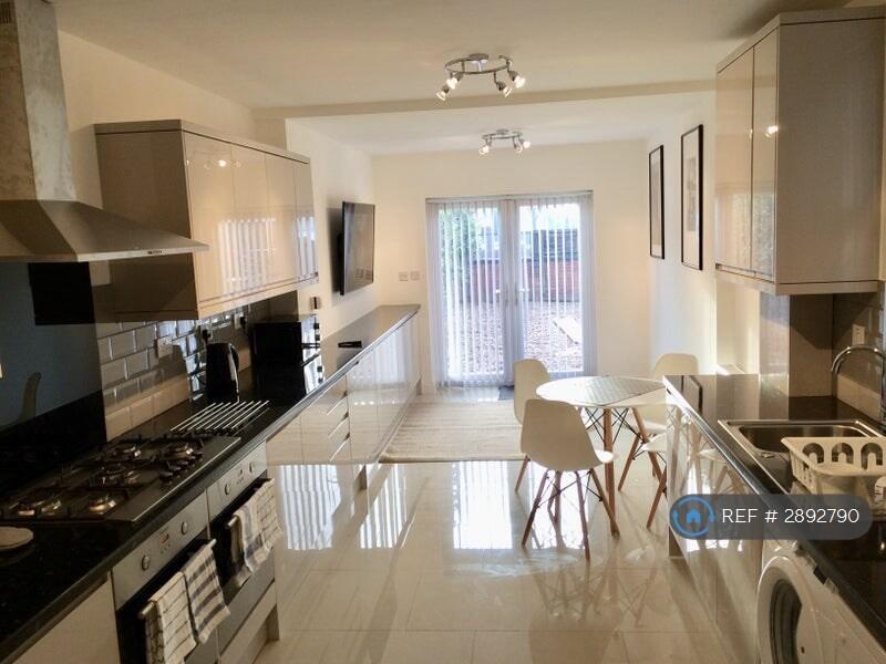1 bed House Share for rent in Coventry. From OpenRent
