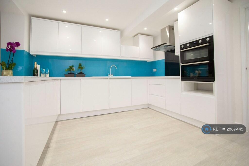 1 bed House Share for rent in Bristol. From OpenRent