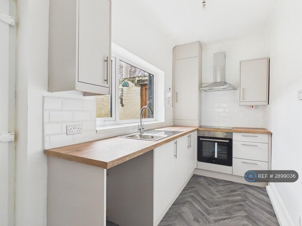 2 bed Mid Terraced House for rent in Stockton-on-Tees. From OpenRent 2 bed Mid Terraced House for rent in Stockton-on-Tees. From OpenRent