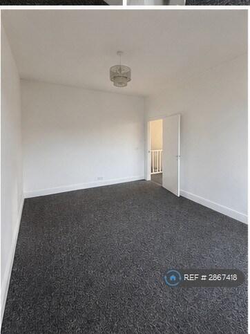 3 bed 1st Floor Flat for rent in South Shields. From OpenRent
