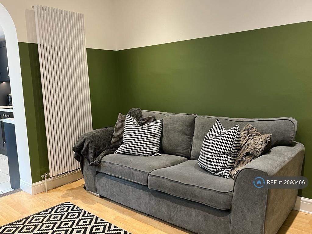 1 bed House Share for rent in Gillingham. From OpenRent