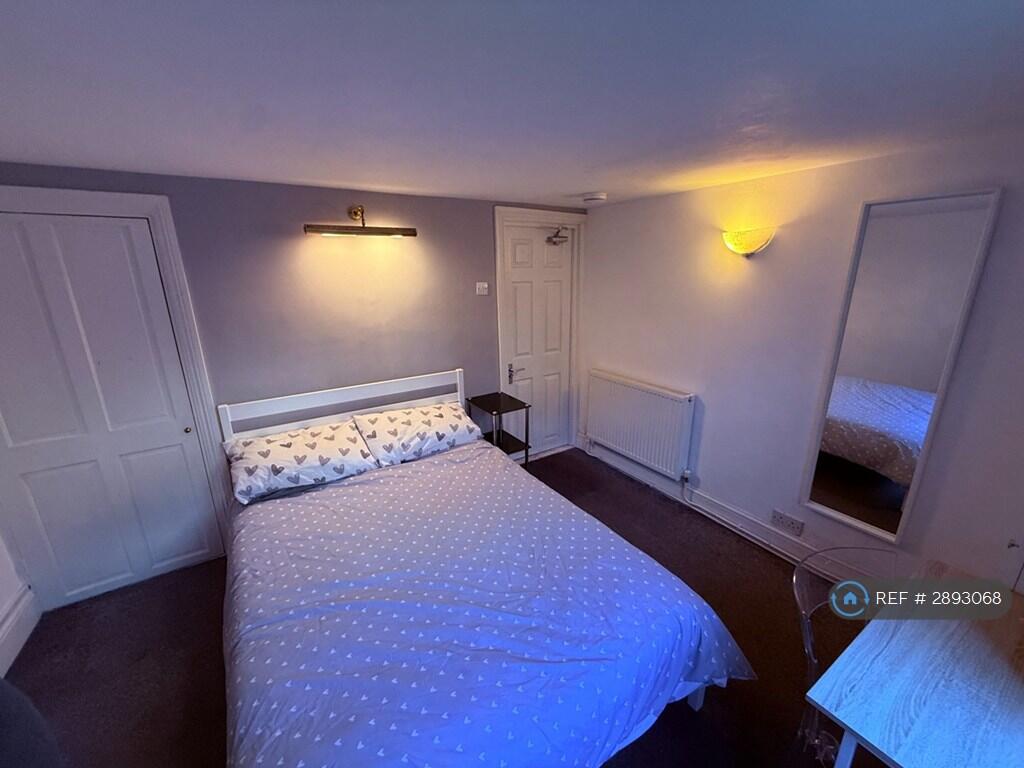 1 bed House Share for rent in Gillingham. From OpenRent