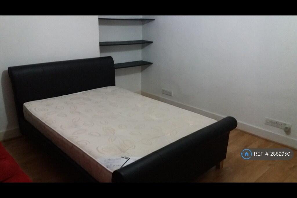 1 bed House Share for rent in London. From OpenRent 1 bed House Share for rent in London. From OpenRent
