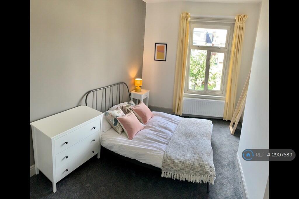1 bed House Share for rent in Portsmouth. From OpenRent 1 bed House Share for rent in Portsmouth. From OpenRent