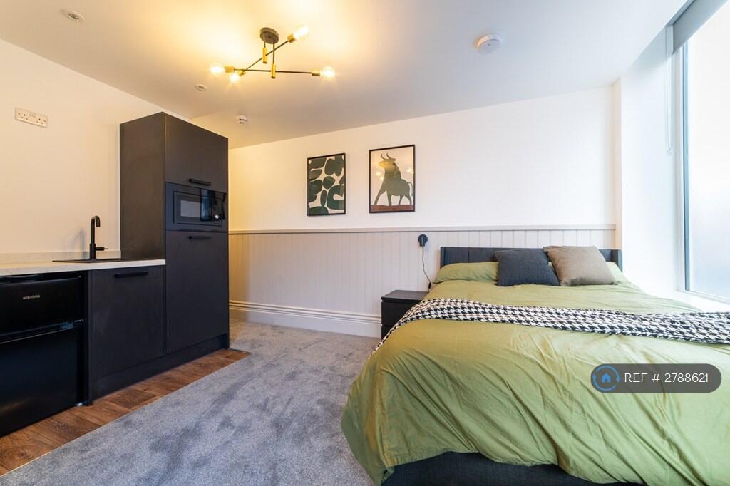 4 bed Studio for rent in Lytham St Anne's. From OpenRent