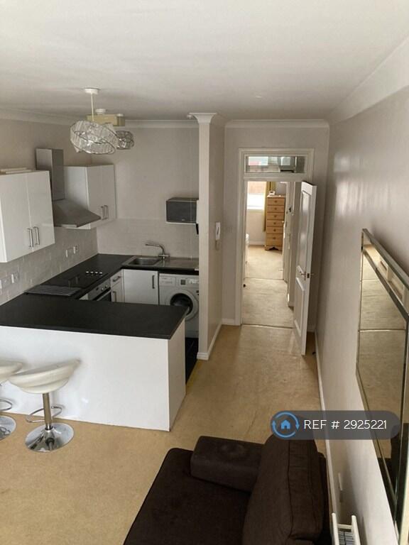 1 bed 1st Floor Flat for rent in Darlington. From OpenRent 1 bed 1st Floor Flat for rent in Darlington. From OpenRent