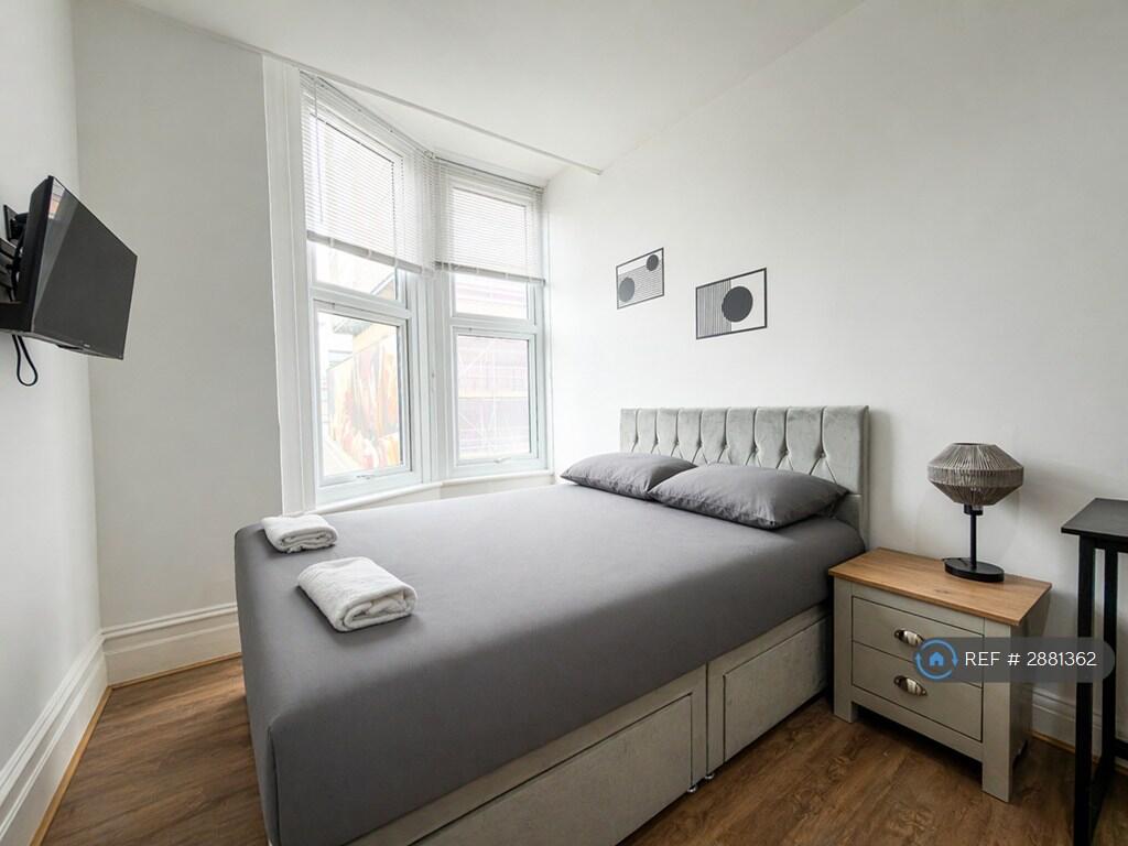 1 bed House Share for rent in Southend-on-Sea. From OpenRent