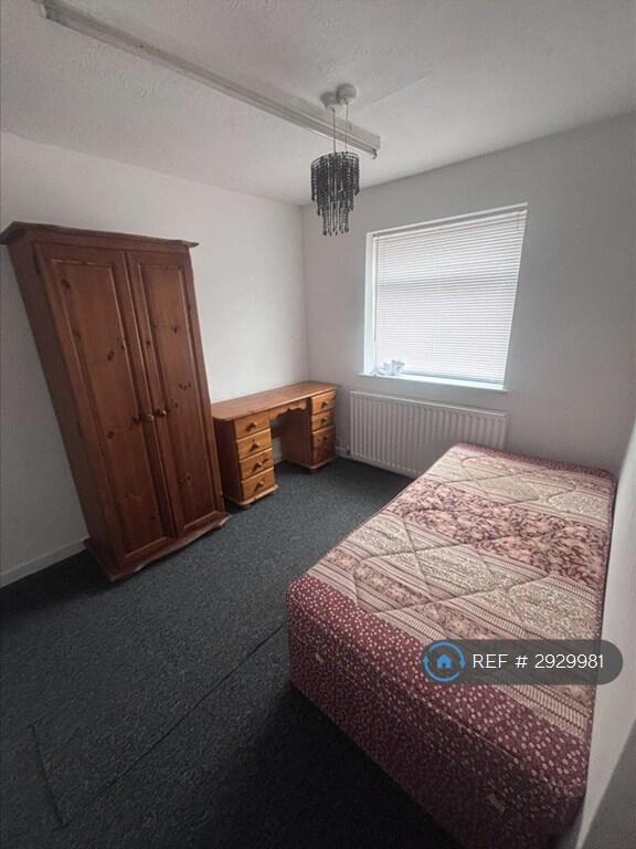 1 bed House Share for rent in Binley Woods. From OpenRent