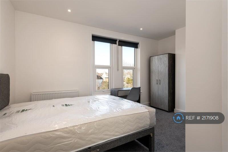 1 bed House Share for rent in Lower Twydall. From OpenRent 1 bed House Share for rent in Lower Twydall. From OpenRent