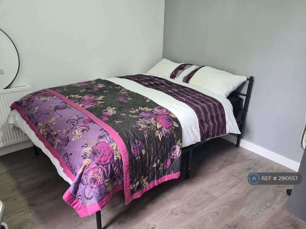 1 bed House Share for rent in Preston. From OpenRent