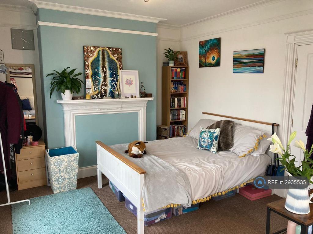 4 bed Studio for rent in Leckhampton Hill. From OpenRent