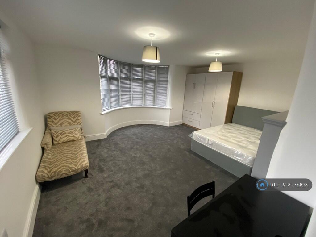 4 bed Detached for rent in Lincoln. From OpenRent