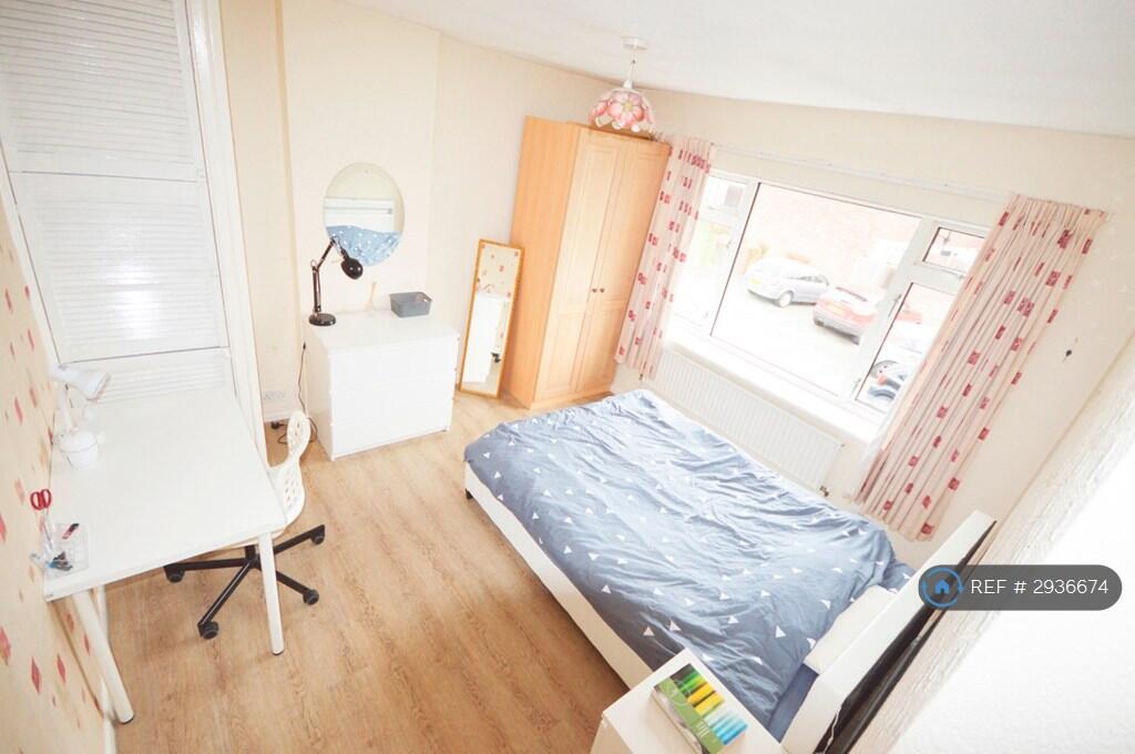 1 bed House Share for rent in Coventry. From OpenRent
