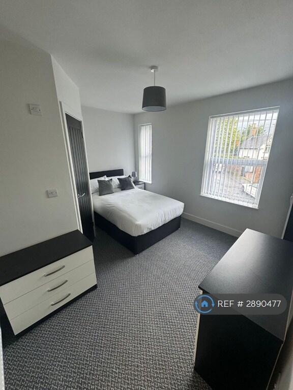 1 bed House Share for rent in Hanchurch. From OpenRent