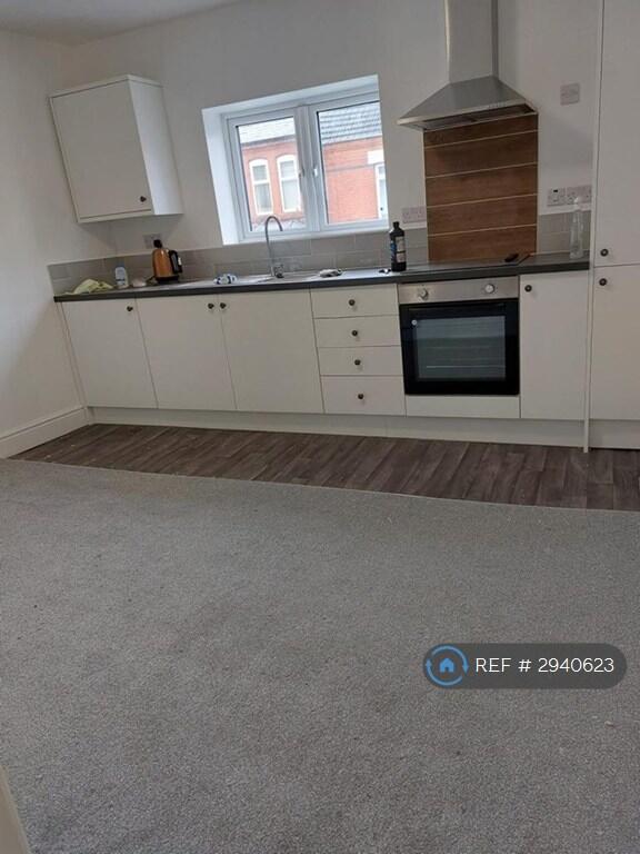 1 bed 1st Floor Flat for rent in Coalville. From OpenRent